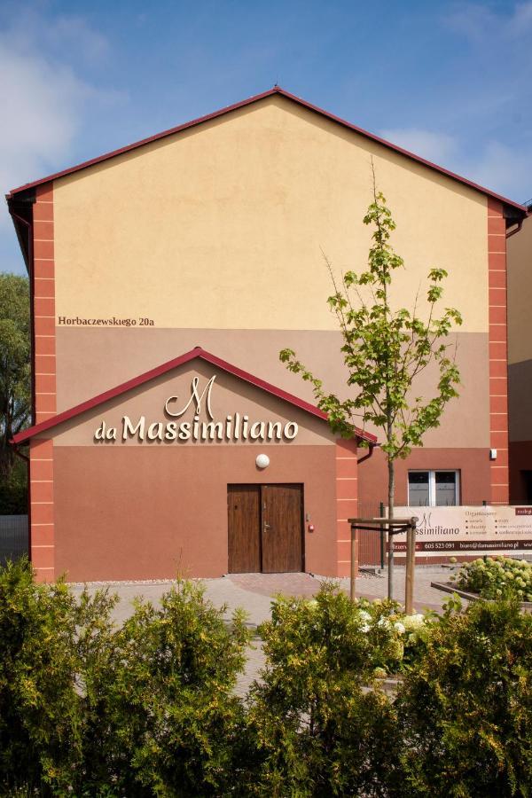 Da Massimiliano Aparthotel Βρότσλαβ Εξωτερικό φωτογραφία